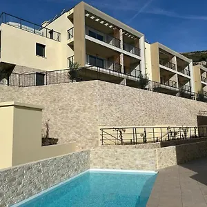 https://prestige-view-103.fr-provencehotel.com
